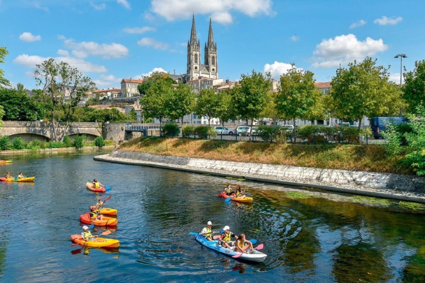Dolce Vita En Centre Ville Niort Exterior photo